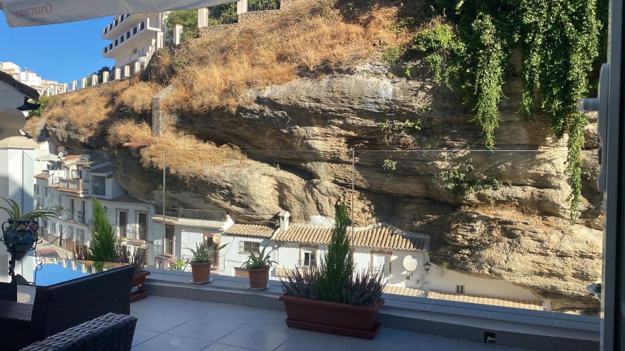 Casa Rural Las Cuevas De Setenil Setenil De Las Bodegas Esterno foto