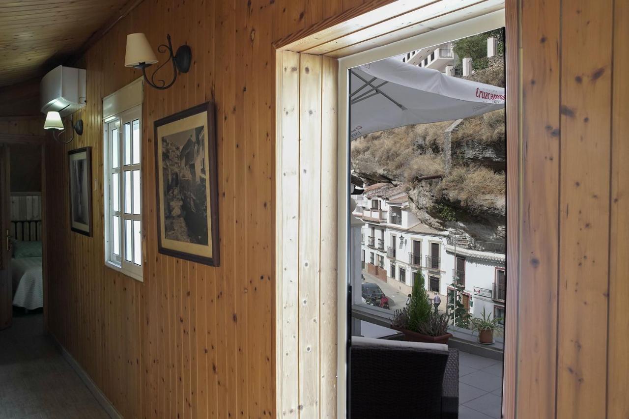Casa Rural Las Cuevas De Setenil Setenil De Las Bodegas Esterno foto