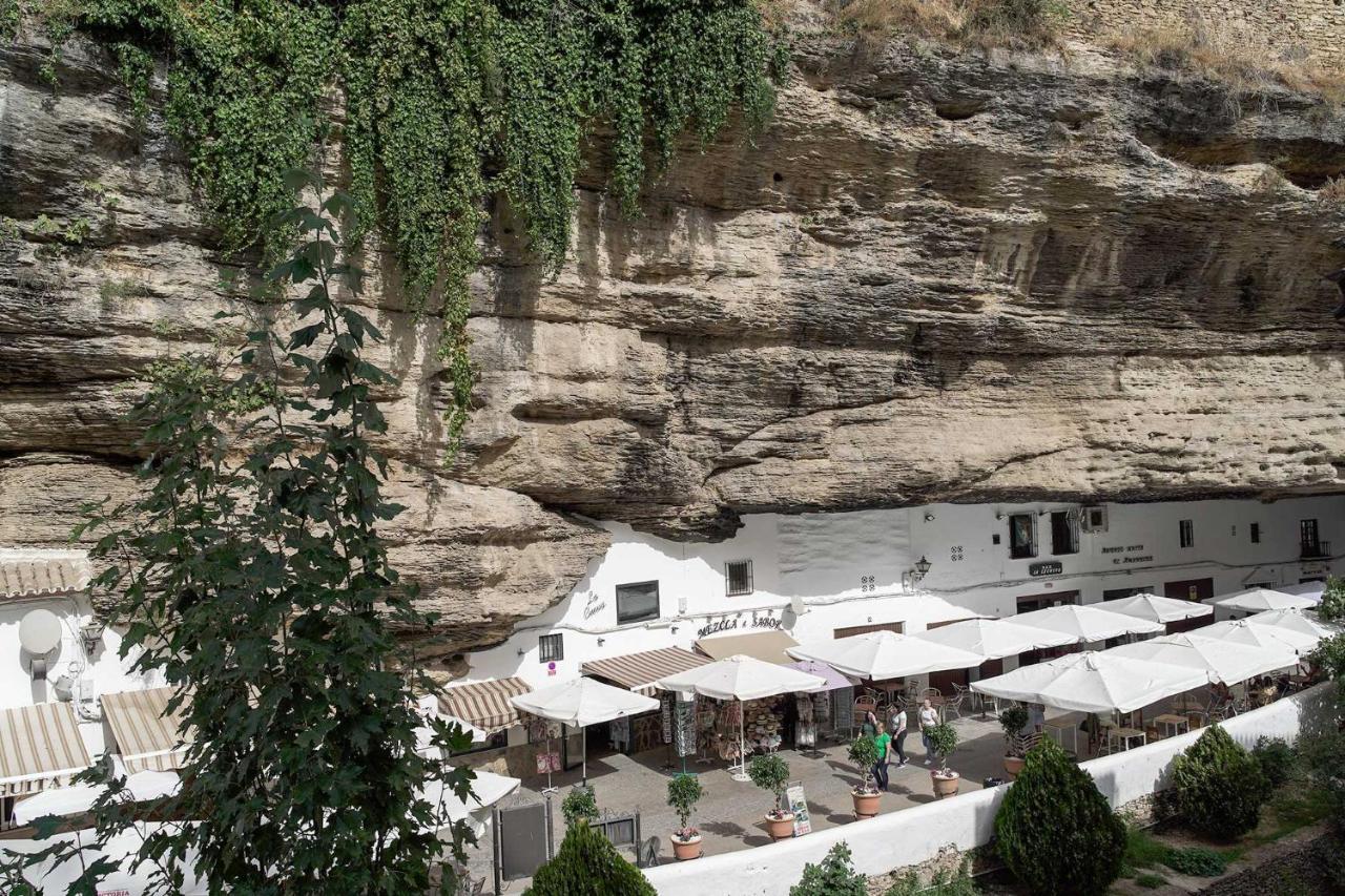 Casa Rural Las Cuevas De Setenil Setenil De Las Bodegas Esterno foto