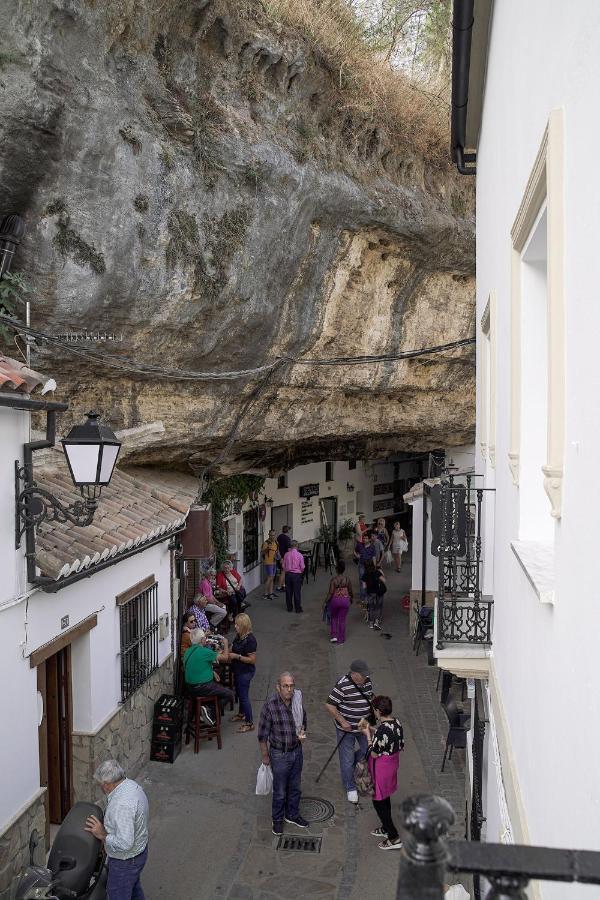 Casa Rural Las Cuevas De Setenil Setenil De Las Bodegas Esterno foto