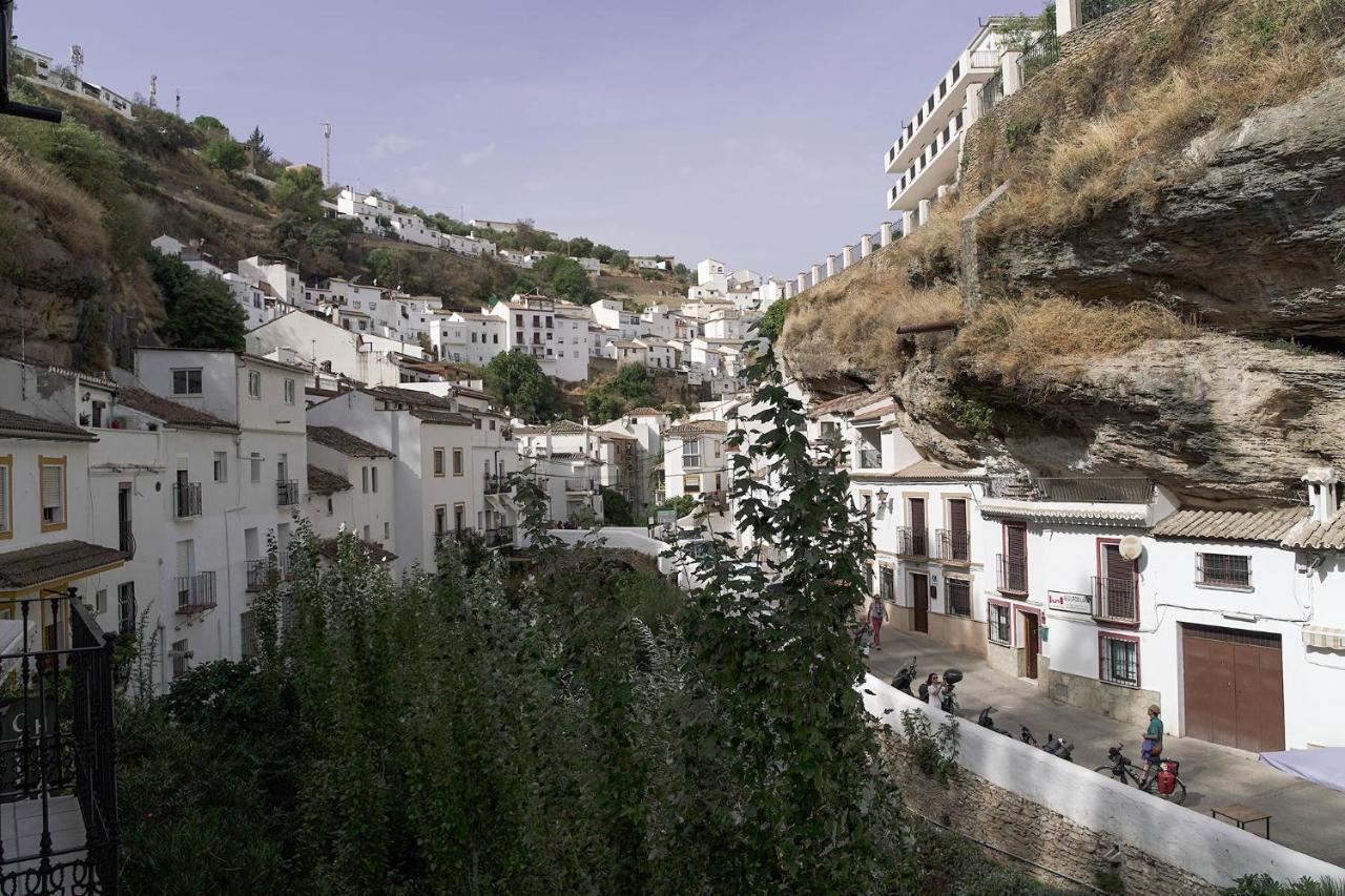 Casa Rural Las Cuevas De Setenil Setenil De Las Bodegas Esterno foto